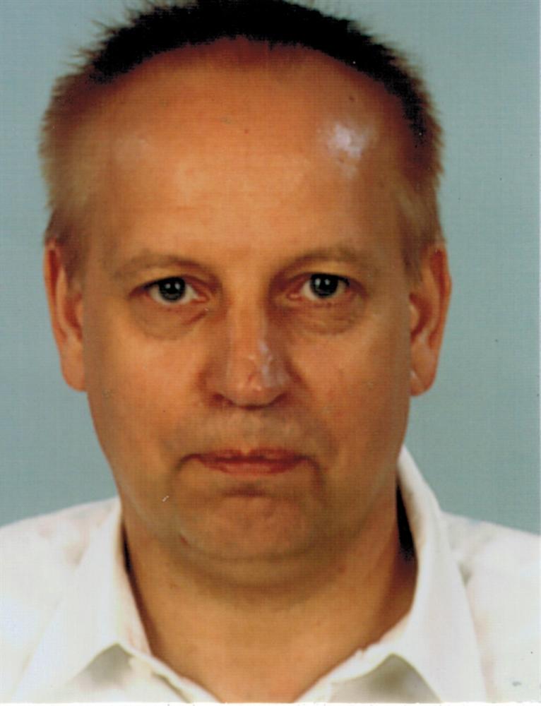 Mein Name ist <b>Wolfgang Harsch</b> und bereits seit 1991 bin ich in der <b>...</b> - Passbild_neu